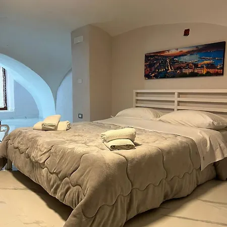 Montesilvano 3 In Rione Sanita Apartment