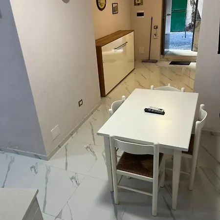 Montesilvano 3 In Rione Sanita Apartment